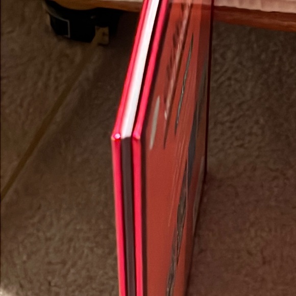 Hardcover Children’s Christmas Book- Can You See What I See? - used - Picture 11 of 12